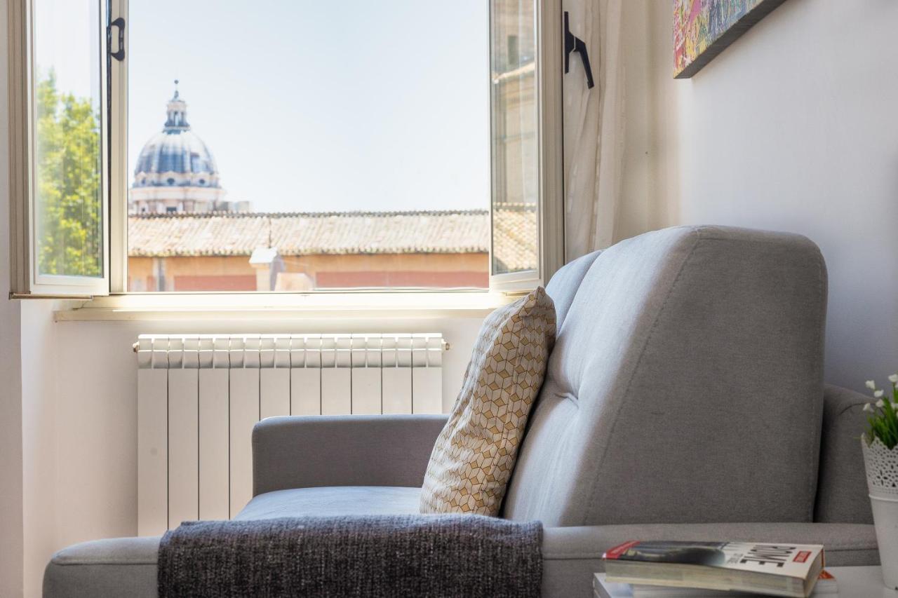 Corso View By In Rome