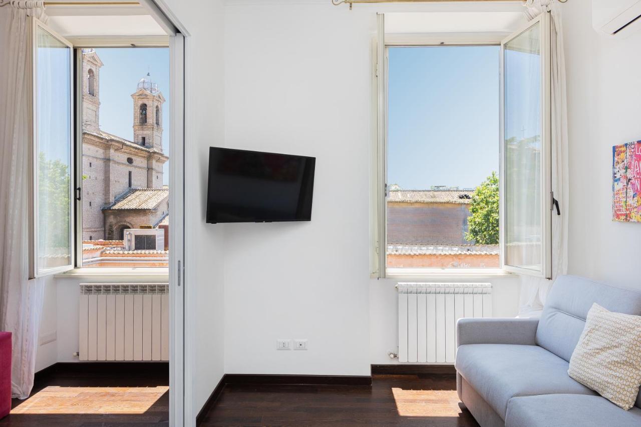 Corso View By In Rome