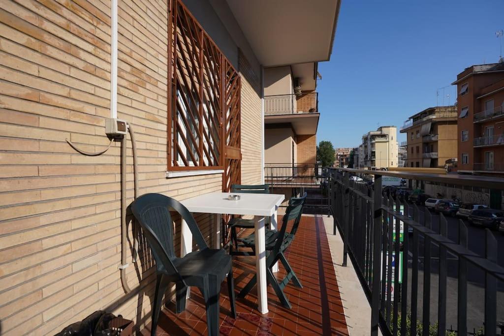 Big Flat Metro C Apartment *