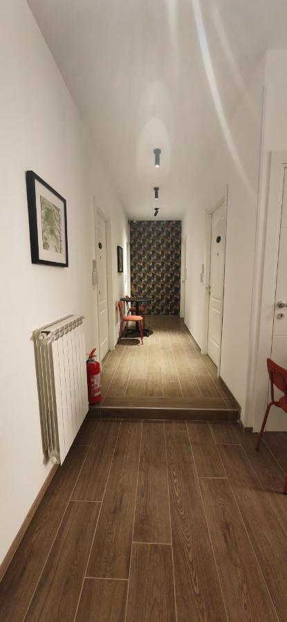 The B Place Cola Roma
