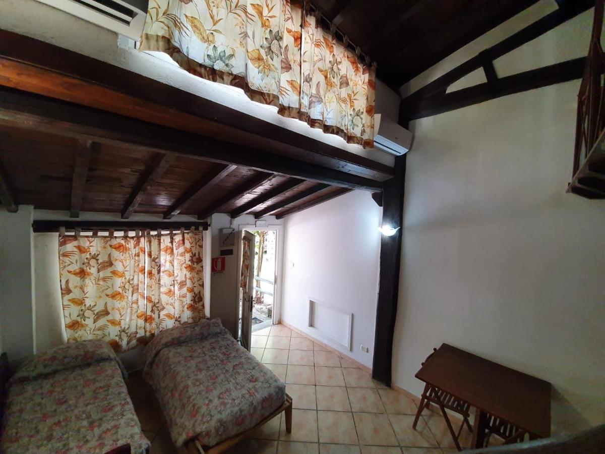 Beautiful In With Shared Swimming Pool Apartamento Roma