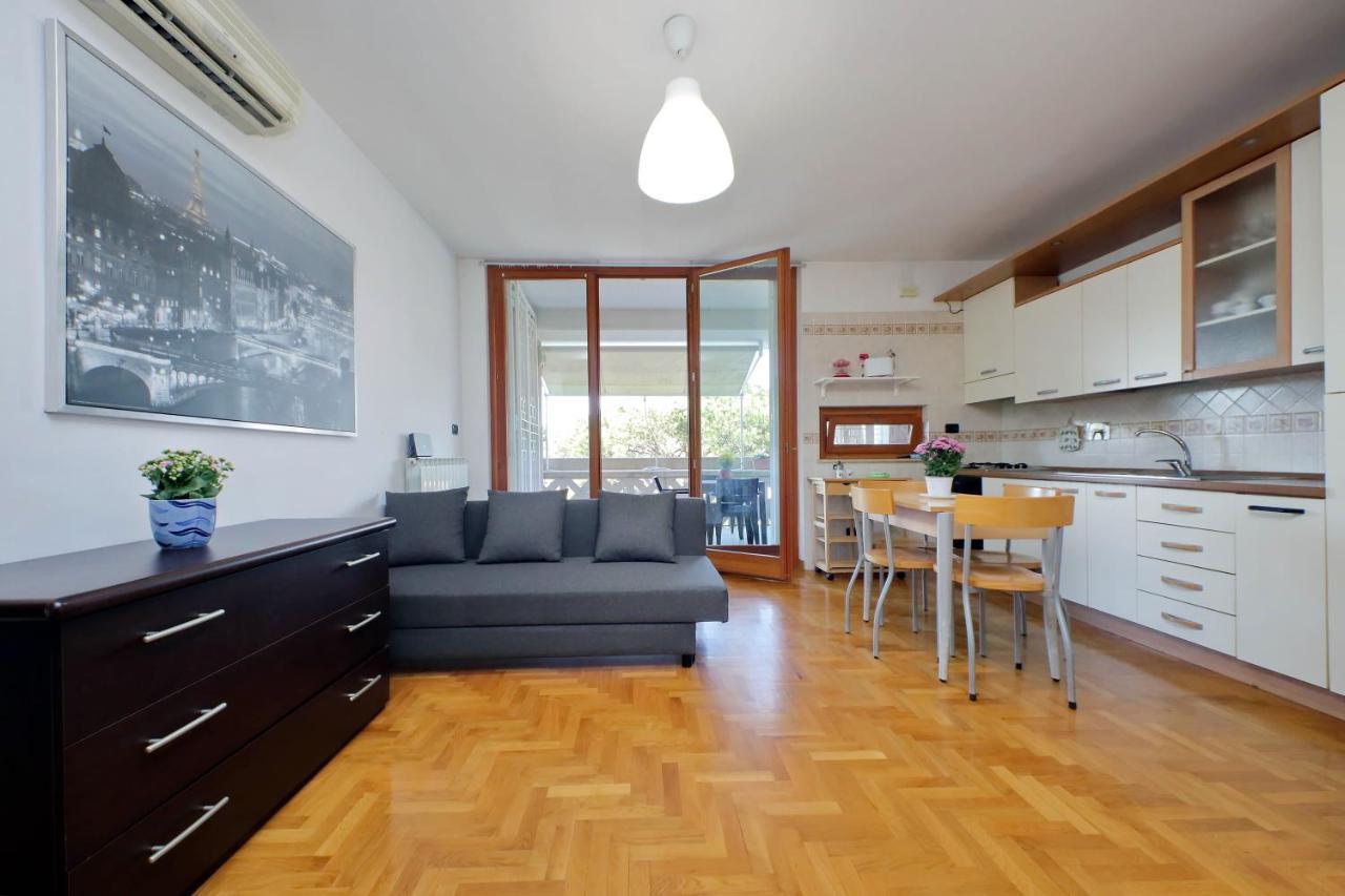 Apartment Crisafulli Rome