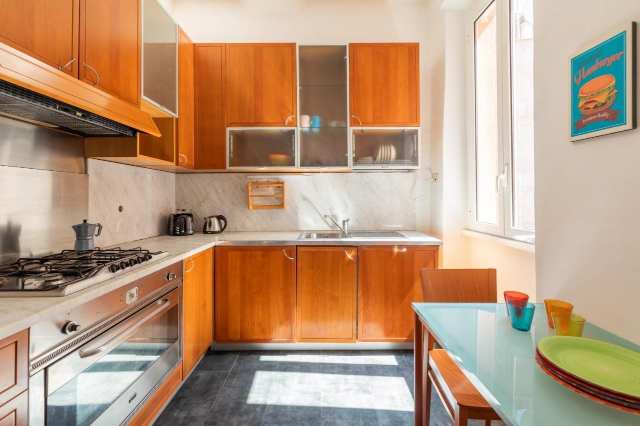 Campo De Fiori Large And Beautiful Apartamento *