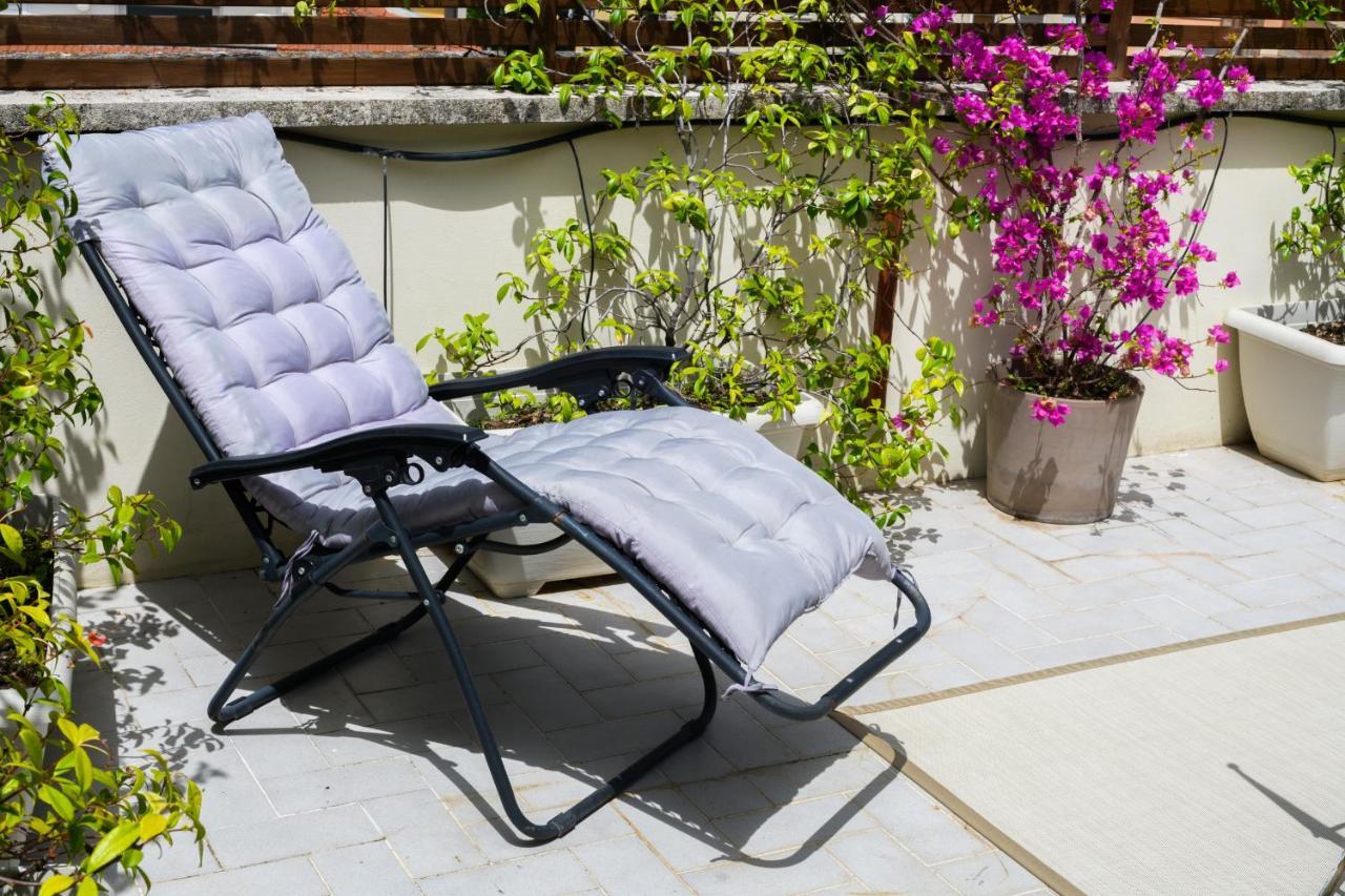 Appartement Rooftop Porretta Citta Giardino Check-in From 3 Pm To 10 Pm