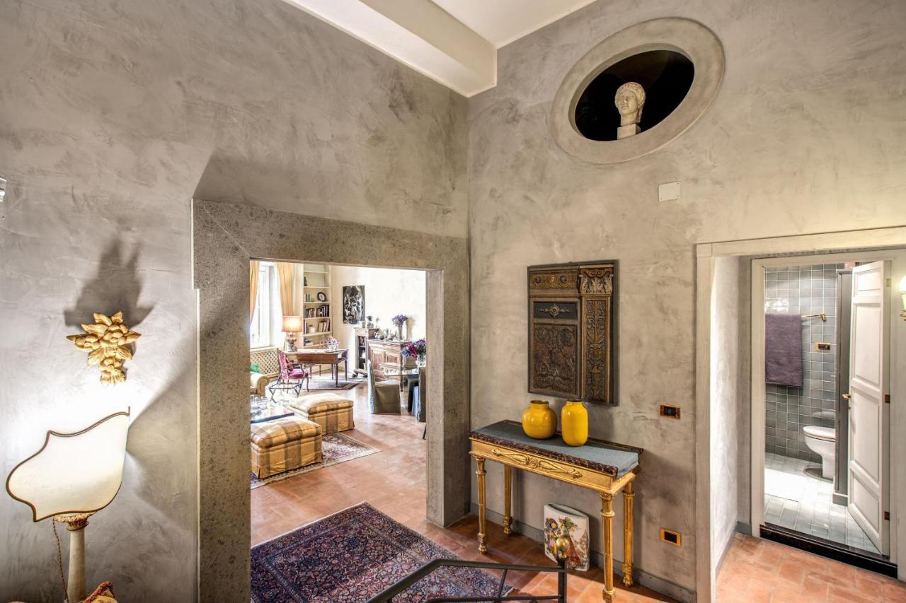 Wonderful With Balcony In Piazza Margana *