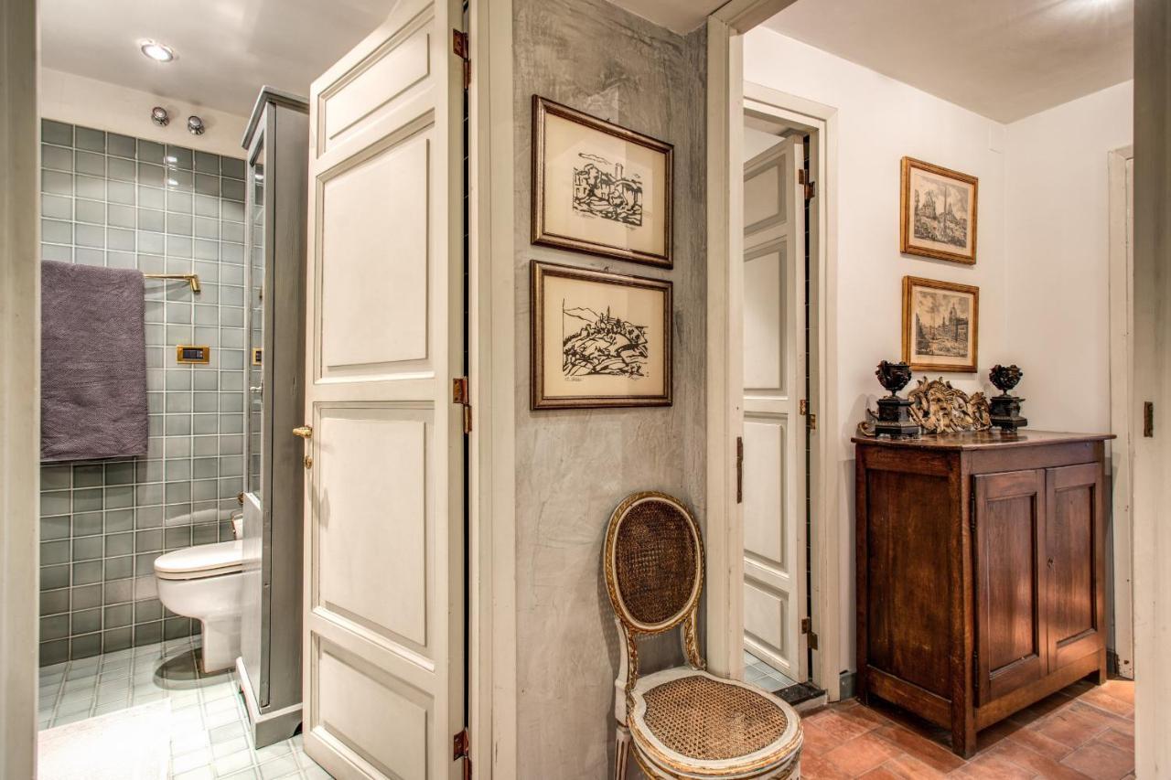Wonderful With Balcony In Piazza Margana * Rome