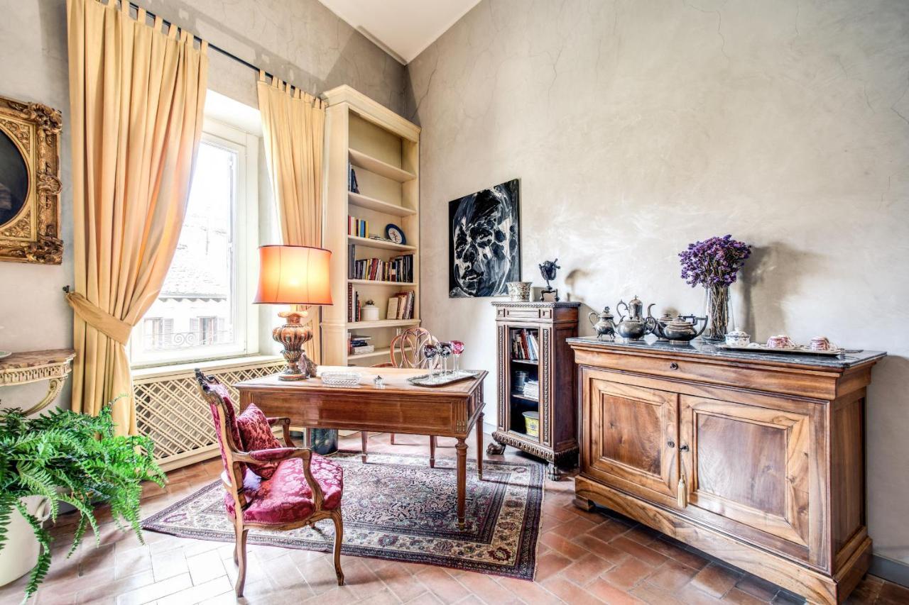 Apartment Wonderful With Balcony In Piazza Margana *