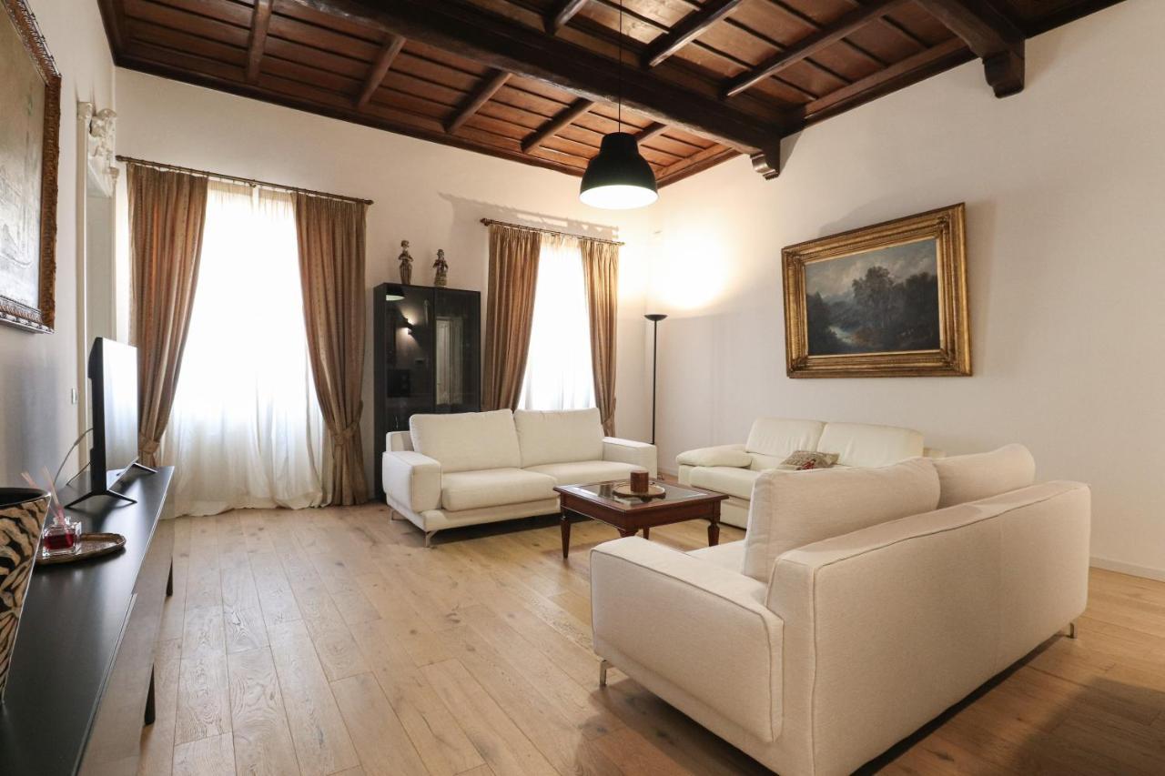 We - Frattina14 - Piazza Di Spagna Apartment Rome