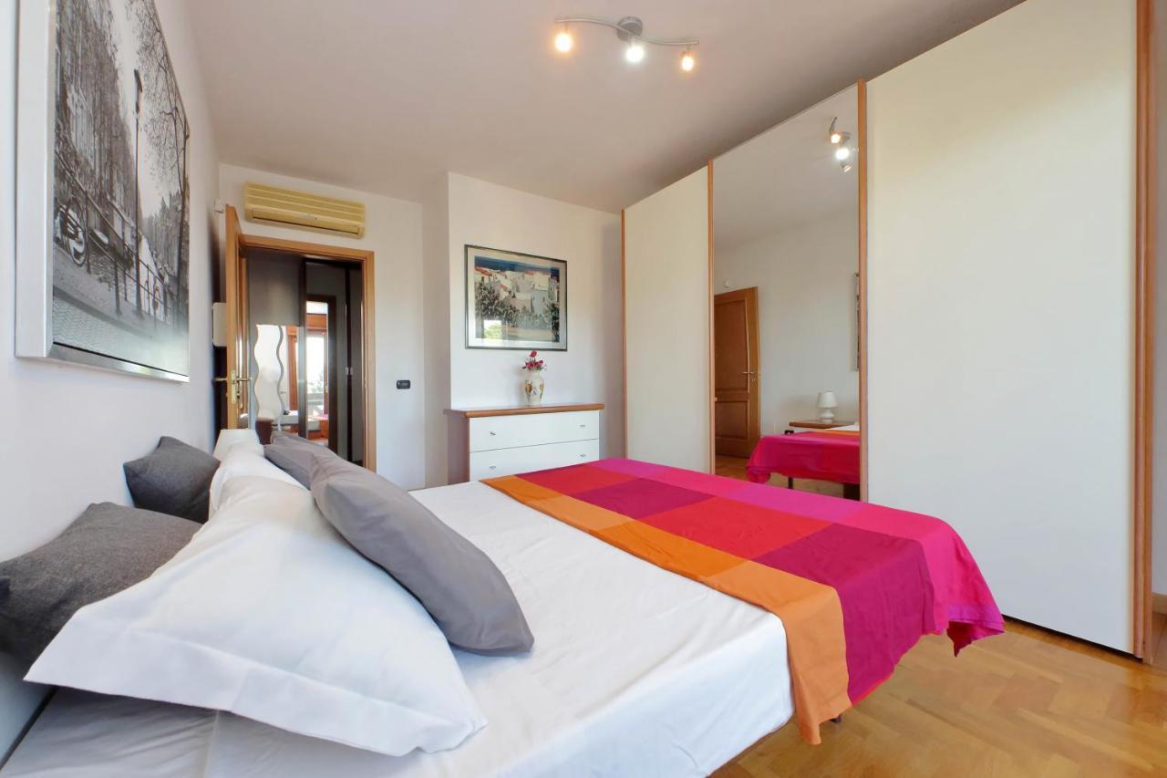 Crisafulli Apartment