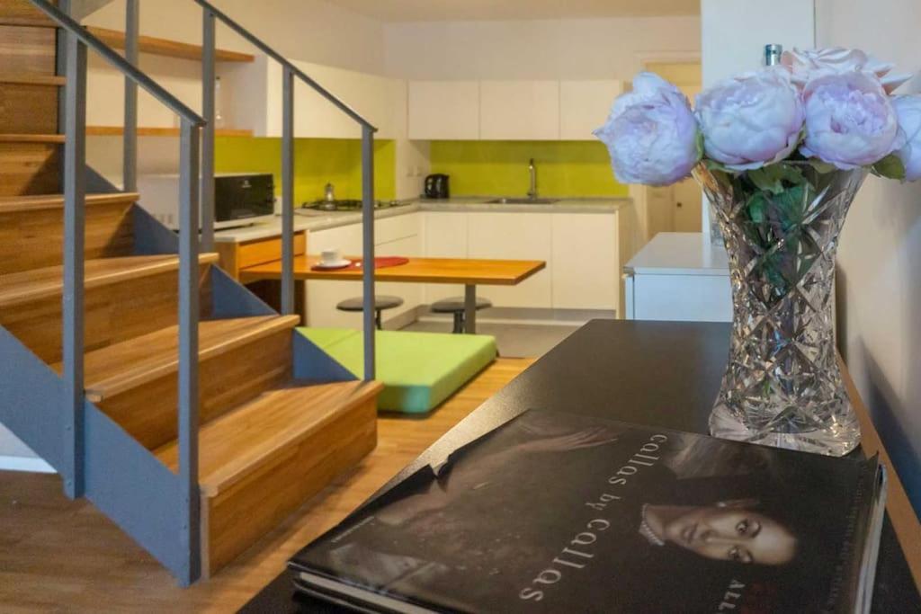 Art Atelier Terrazza Borgo Apartment