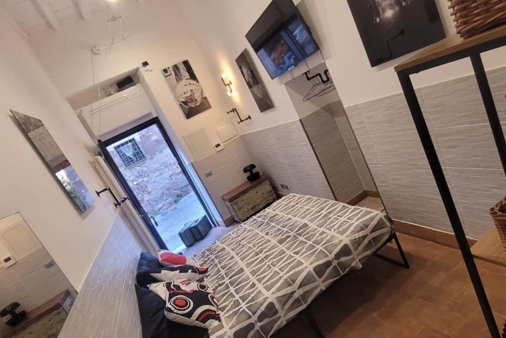 Trastevere Gallery Rome
