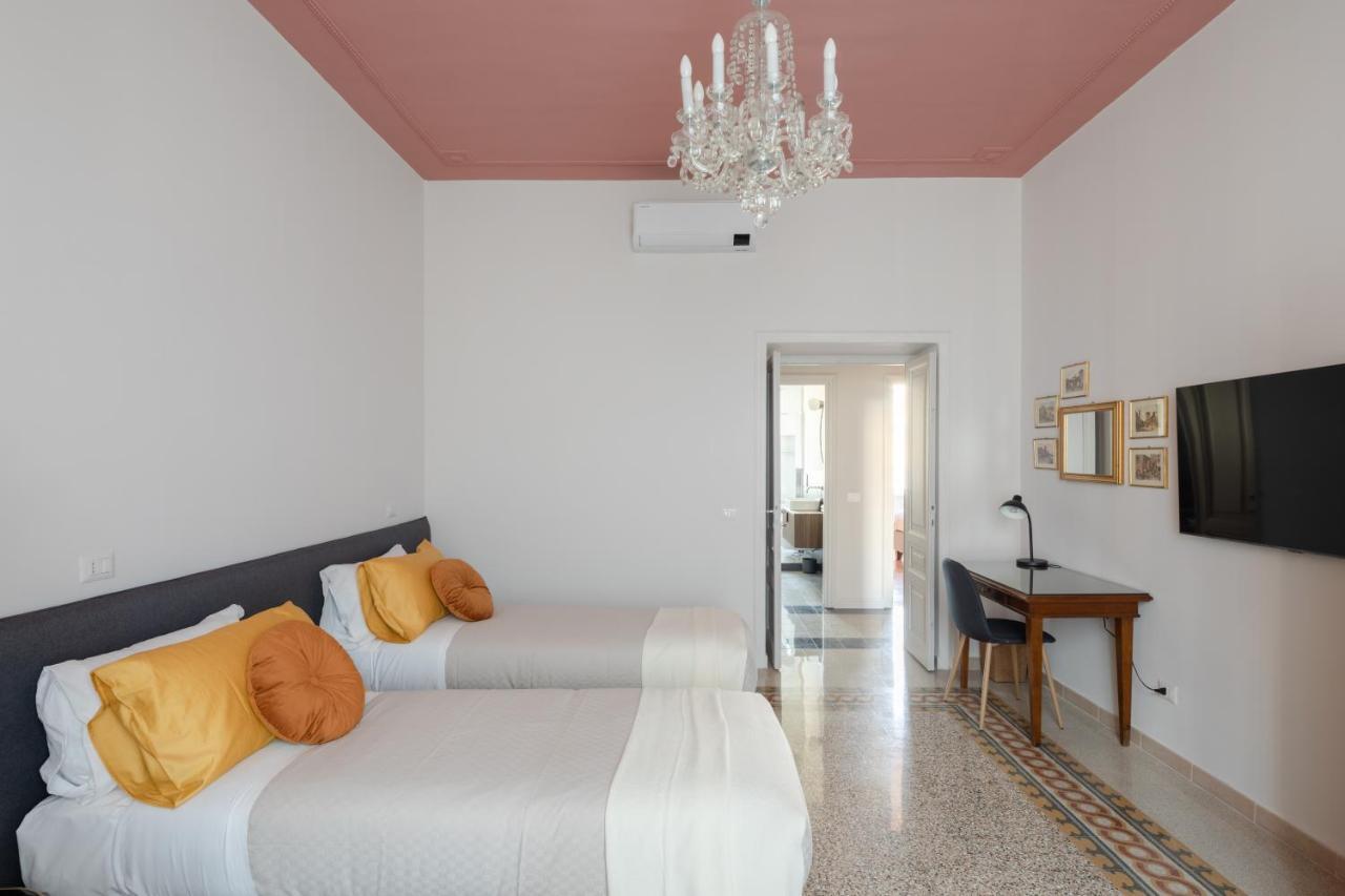 New With Amazing View Of S Peter's Dome Rome