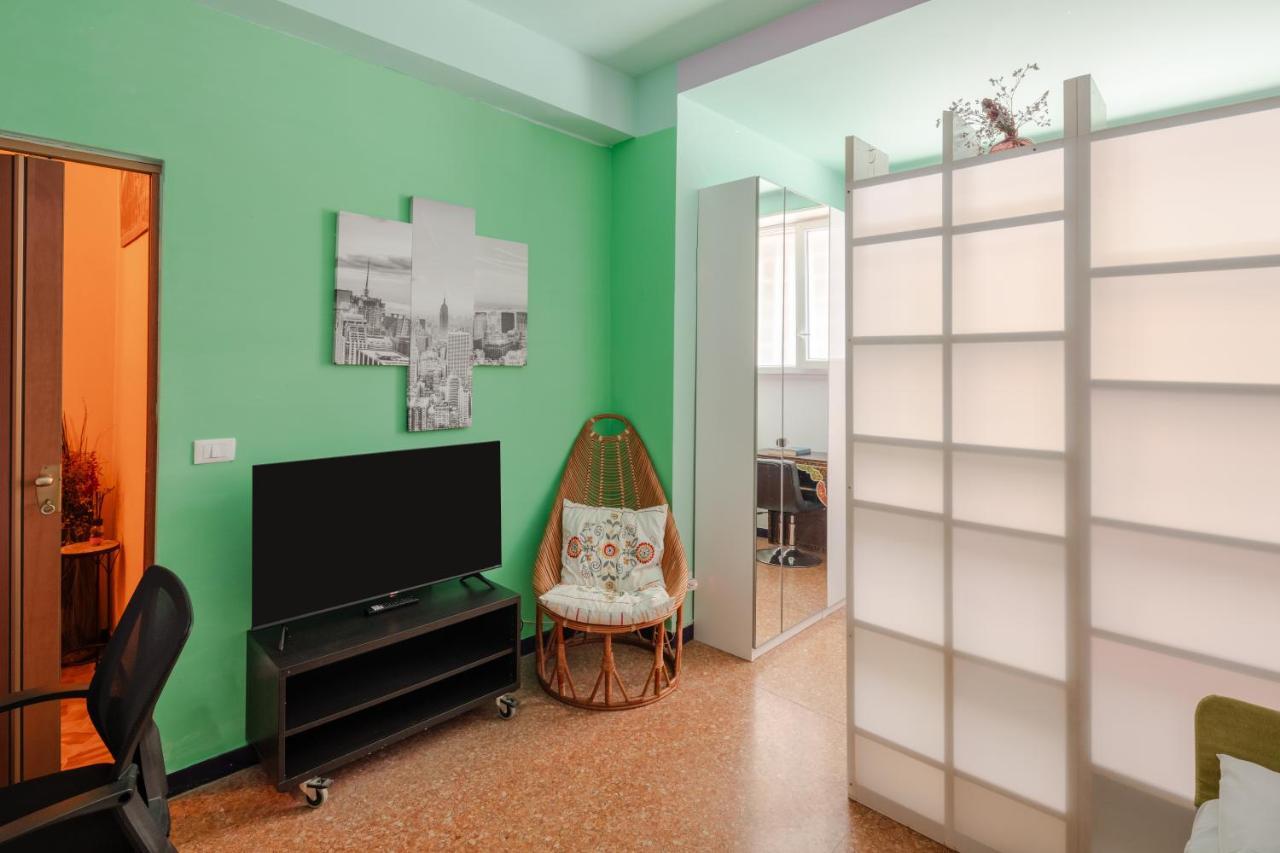 Apartment House Of Colours In Marconi, Rome