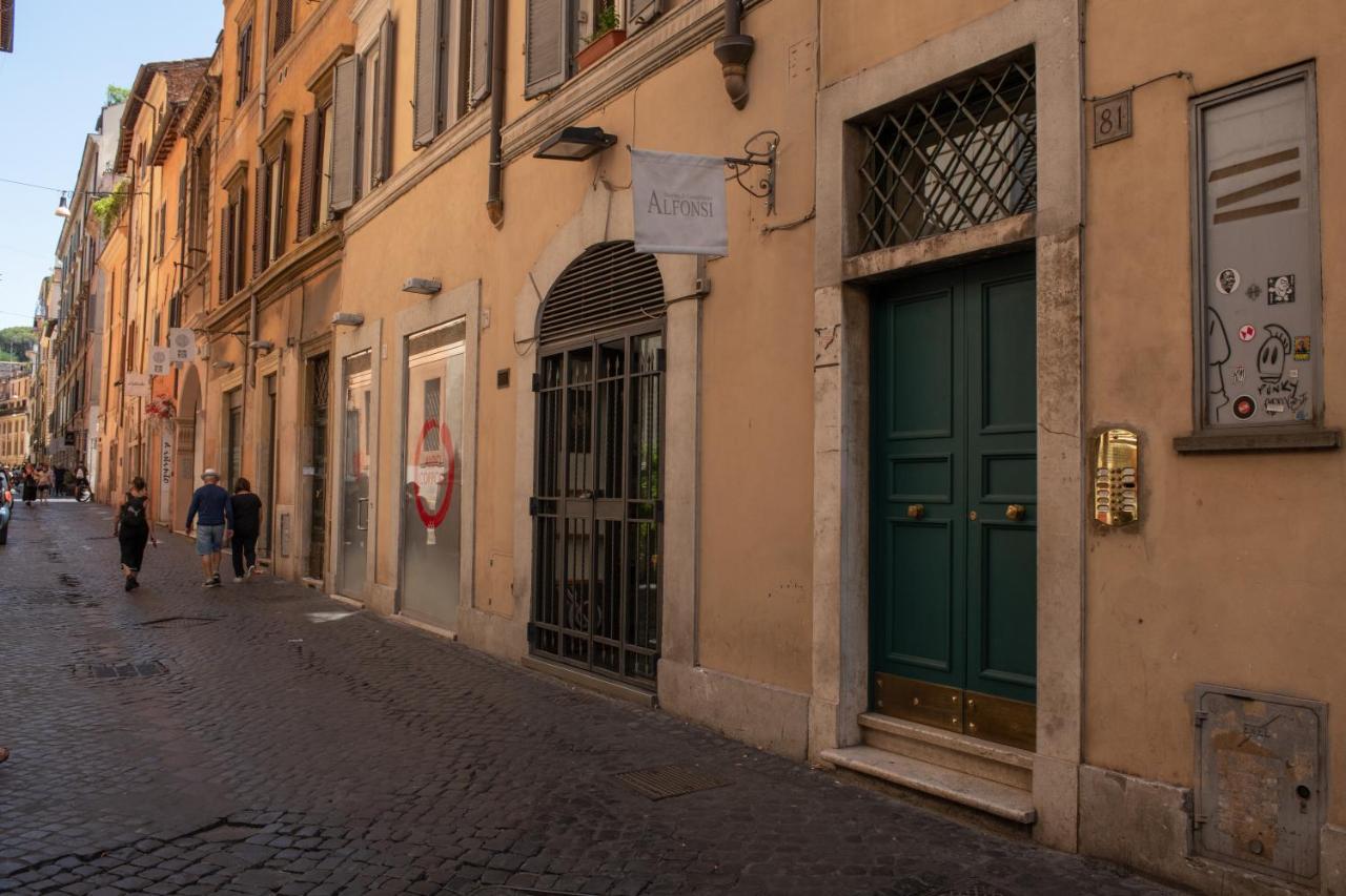 Vittoria House *