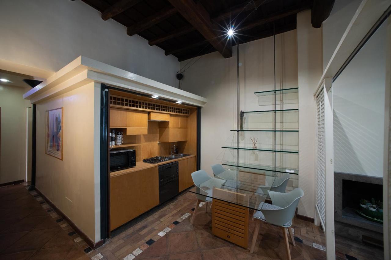 Vittoria House