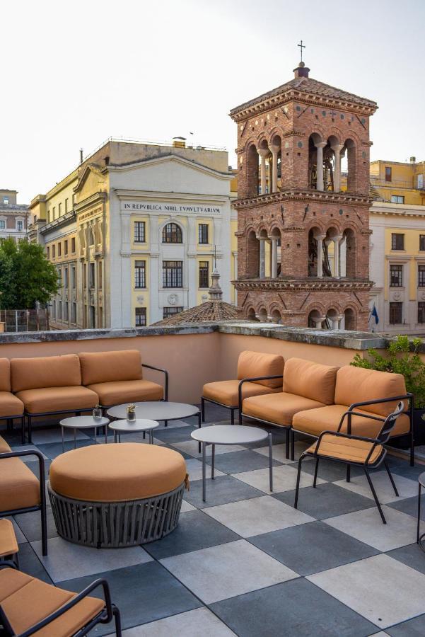 Sentho Hotel
