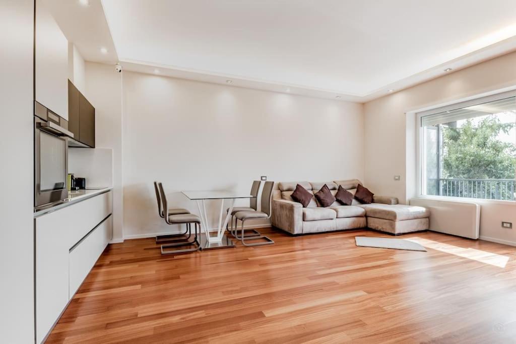 Appartamento Luxury Front Of Cavalieri Hilton