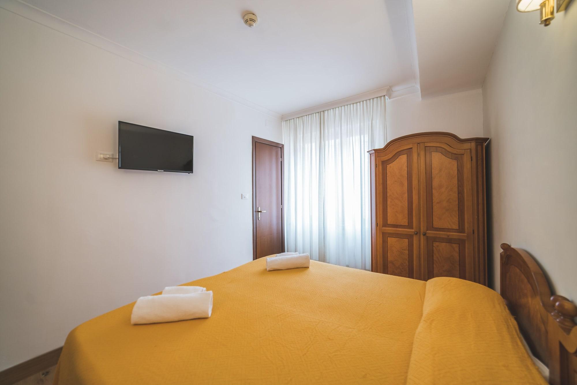 Gh San Giusto Rome