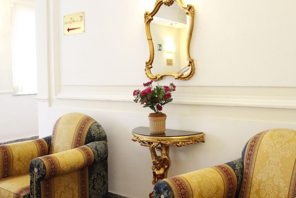 Gh San Giusto Hotel