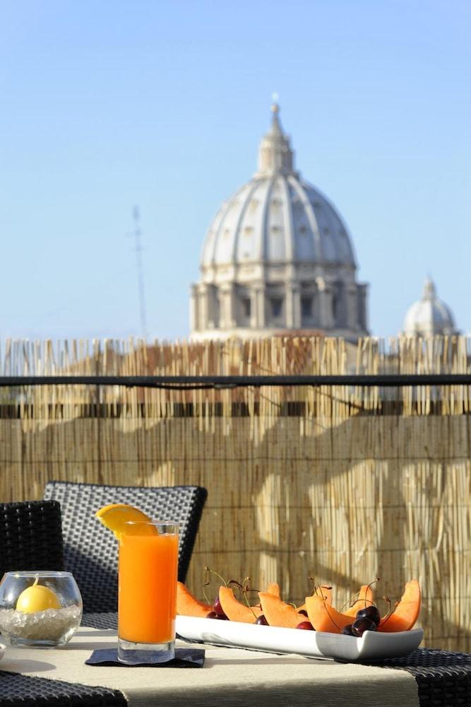 Gravina San Pietro Hotel 3*