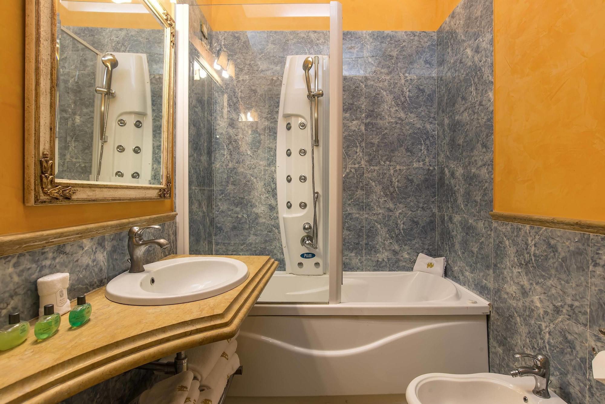 Hotel Room007 Select Via Veneto 4*
