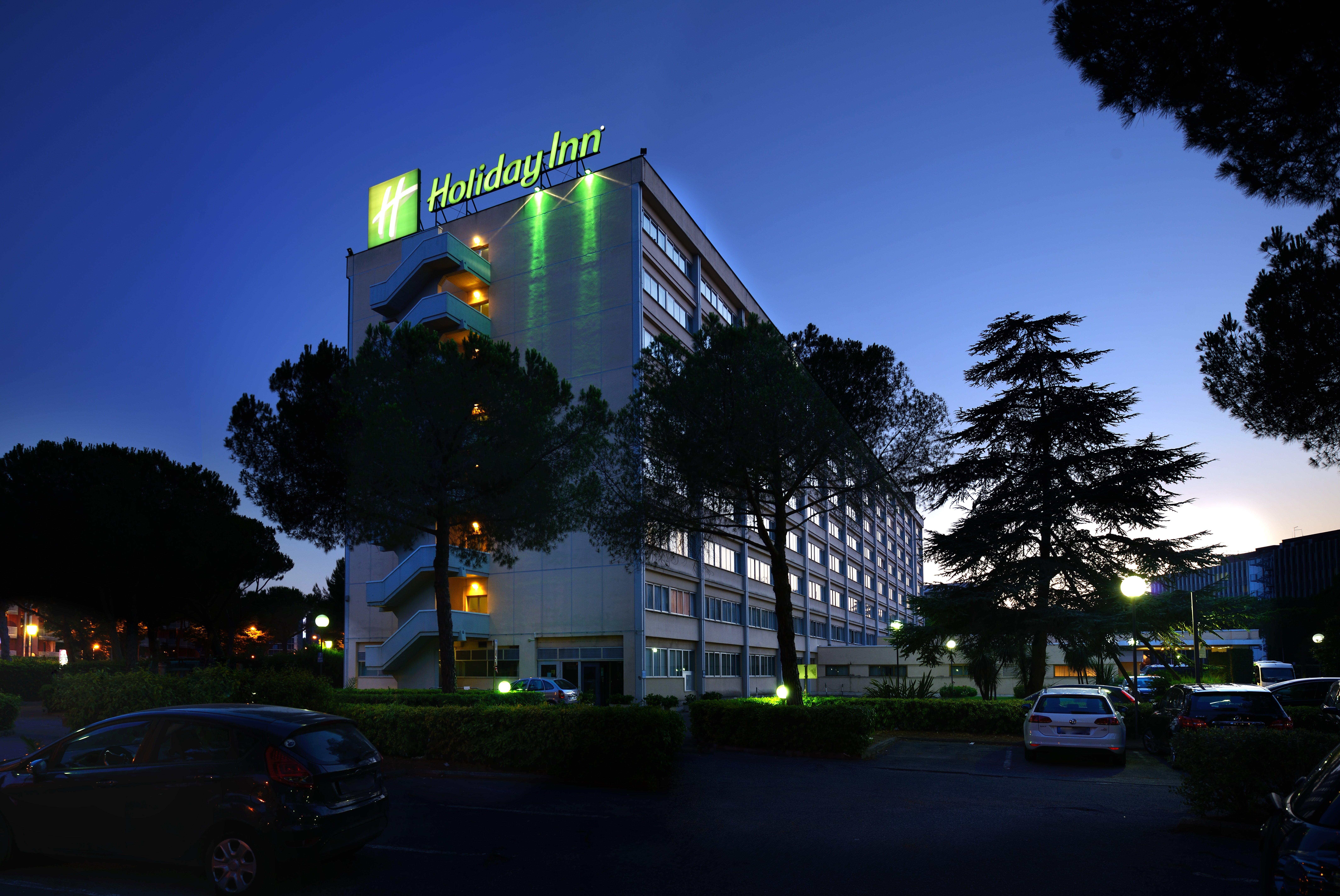 - Eur Parco Dei Medici By Ihg 4* Roma