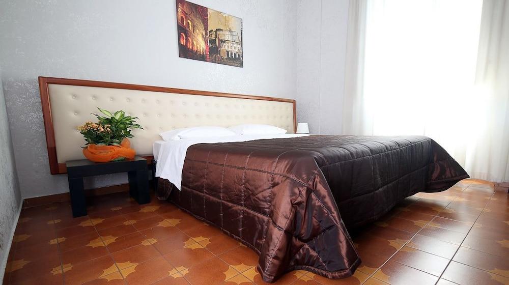 Roma Room Hotel Rome
