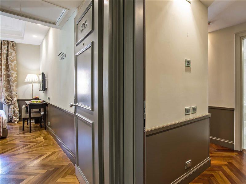 Lunetta Hotel 4*