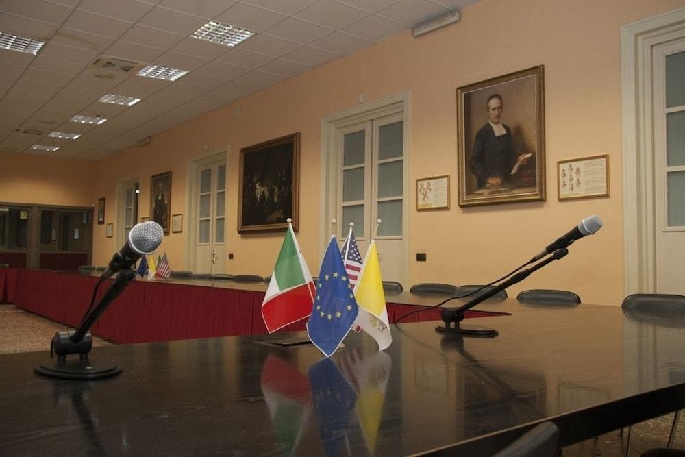 Casa La Salle - Casa Religiosa 3* Rome