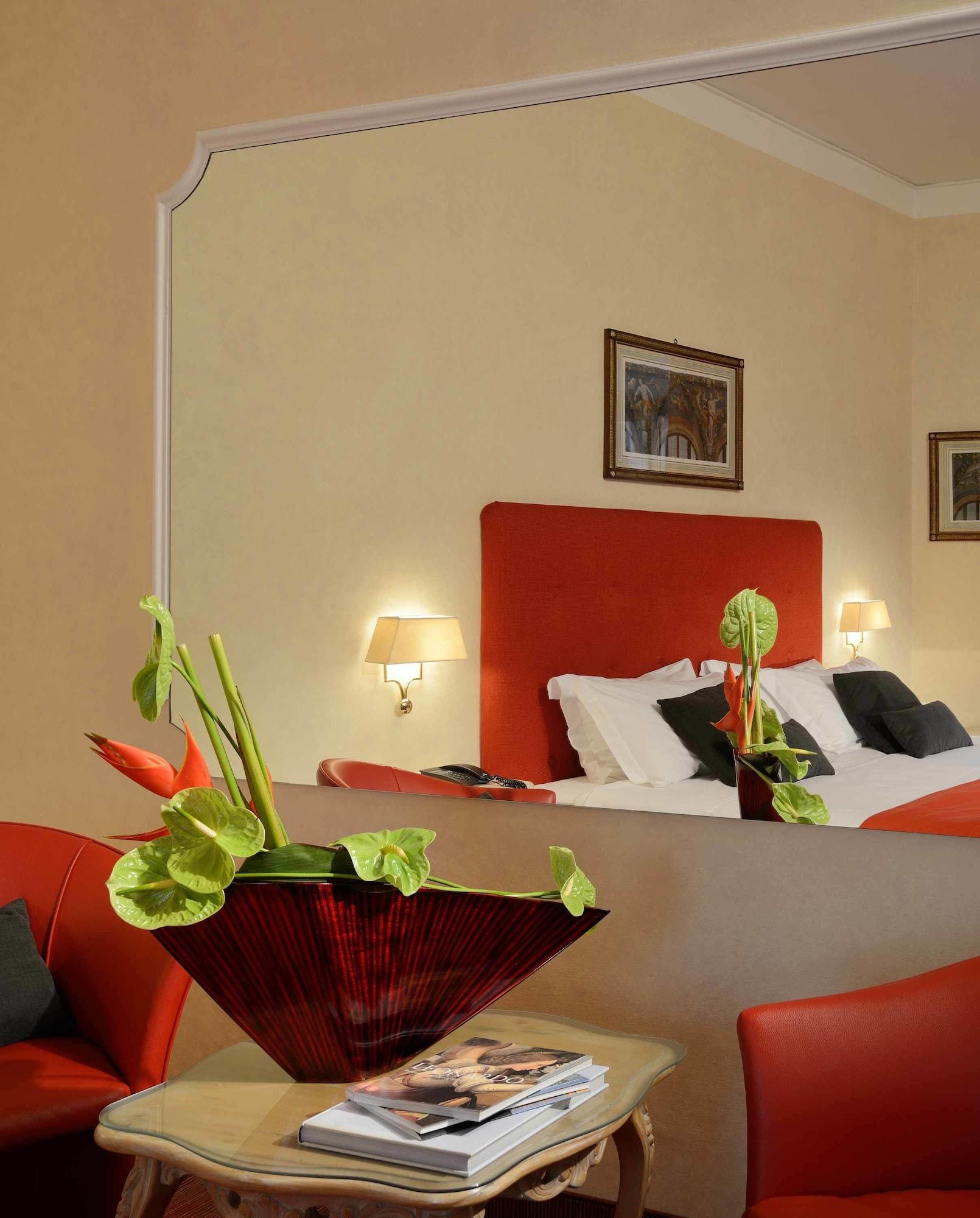Colonna Palace 4* Rome