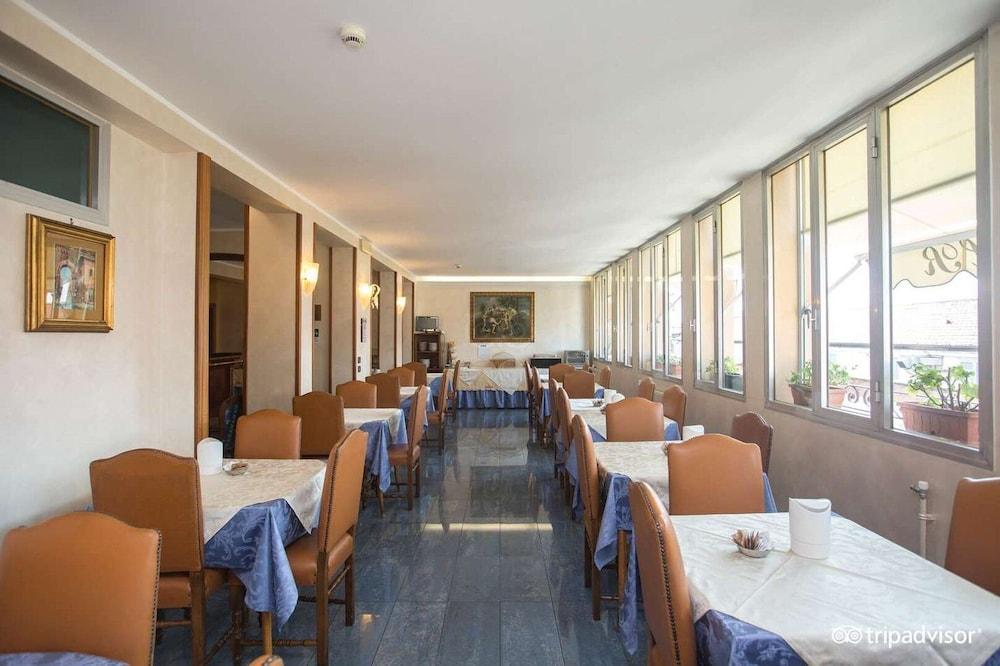Rimini Hotel