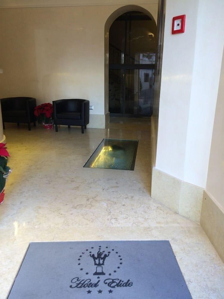 Elide Hotel 3*