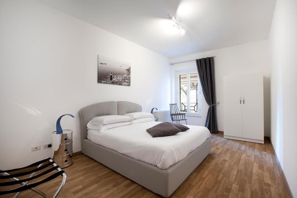 Oriana Homel Rome