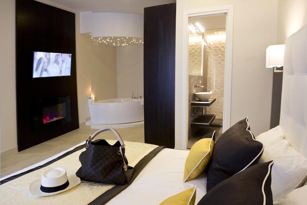 Bed & Breakfast Holidays Boutique