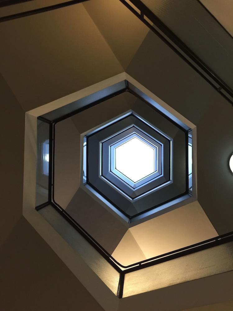 Hotel The Hive Rome