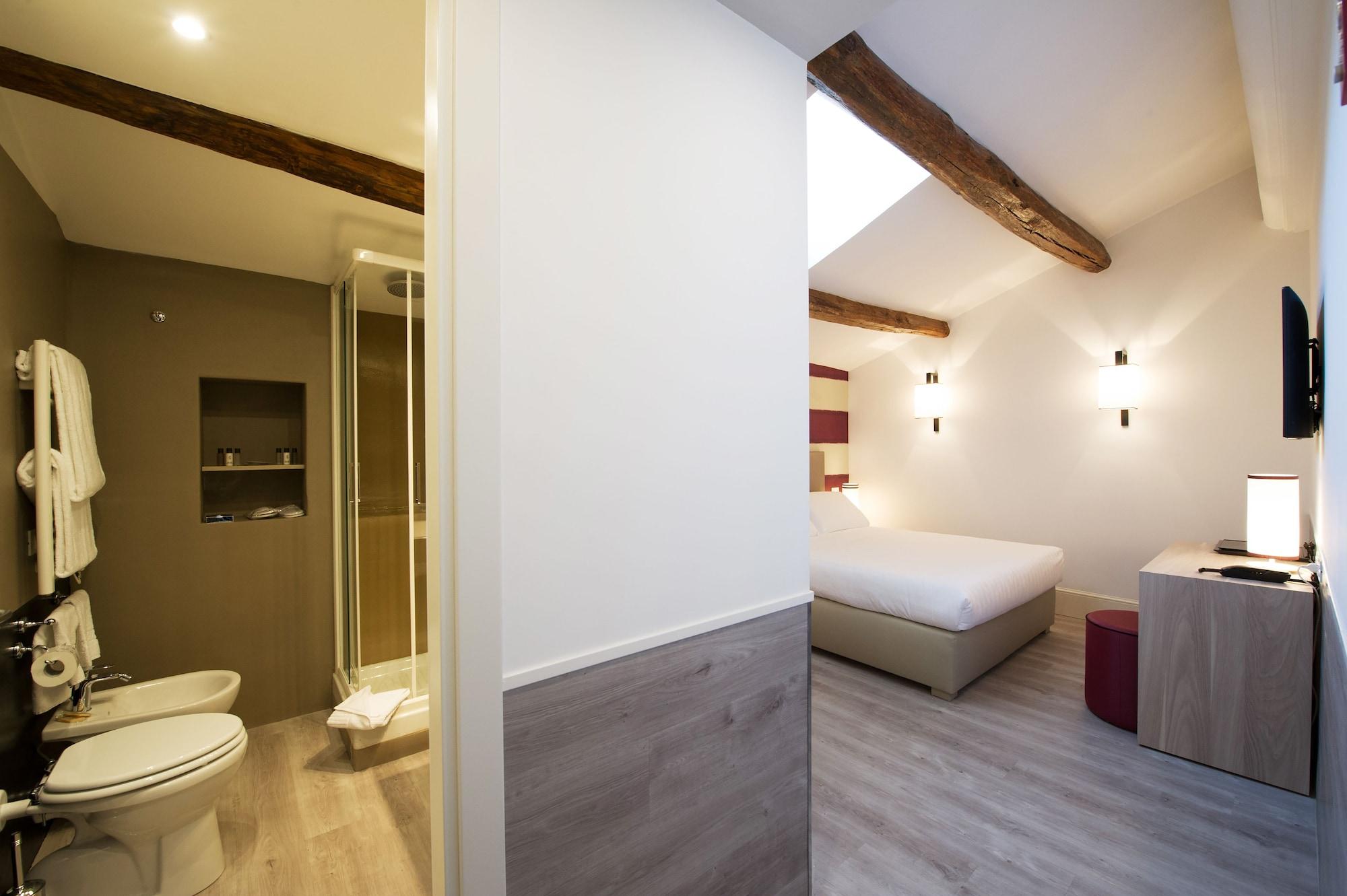 Relais Santa Maria Maggiore Bed & Breakfast 3*