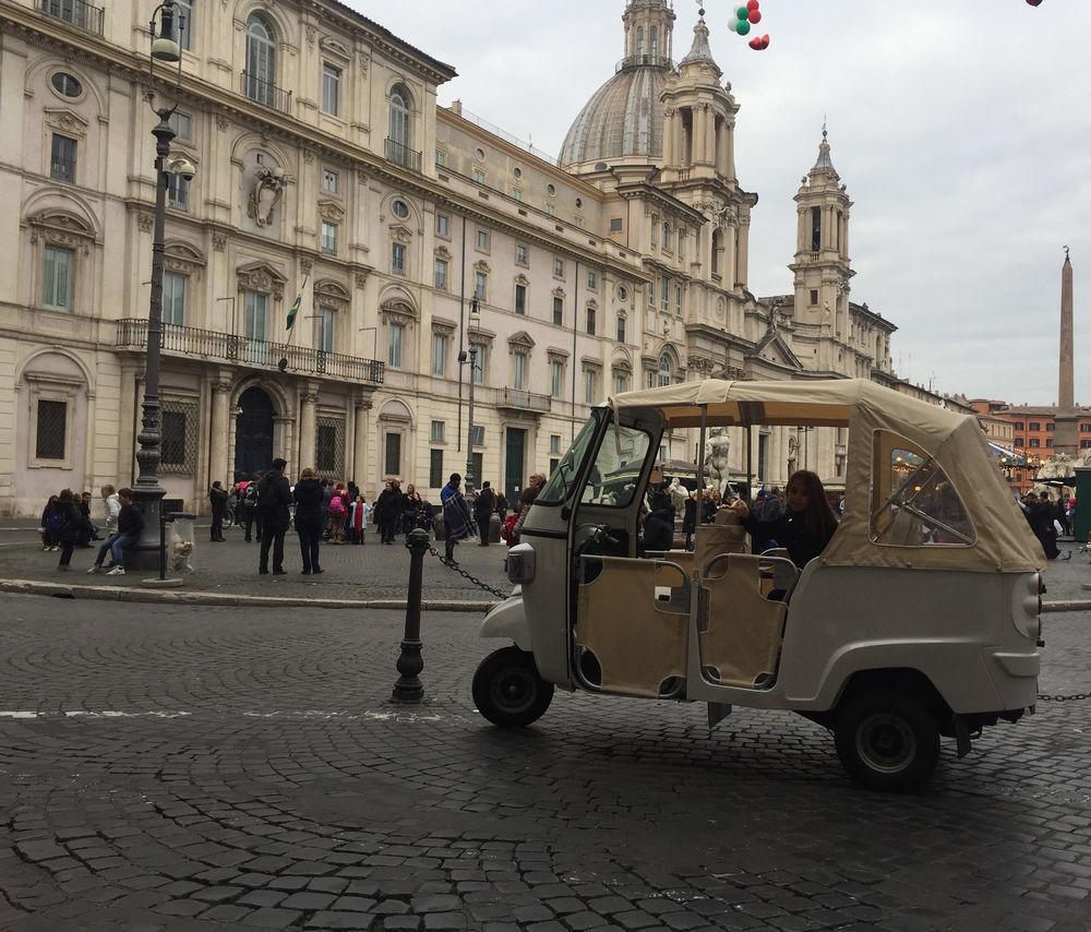 Navona Theatre 3*