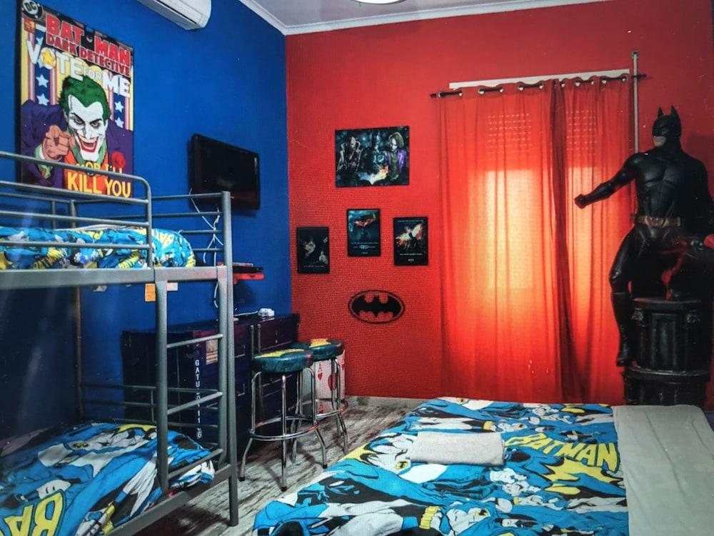 Comics Guest house