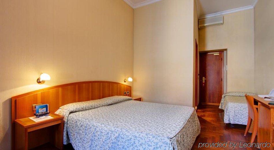 Hotel Corot 3*