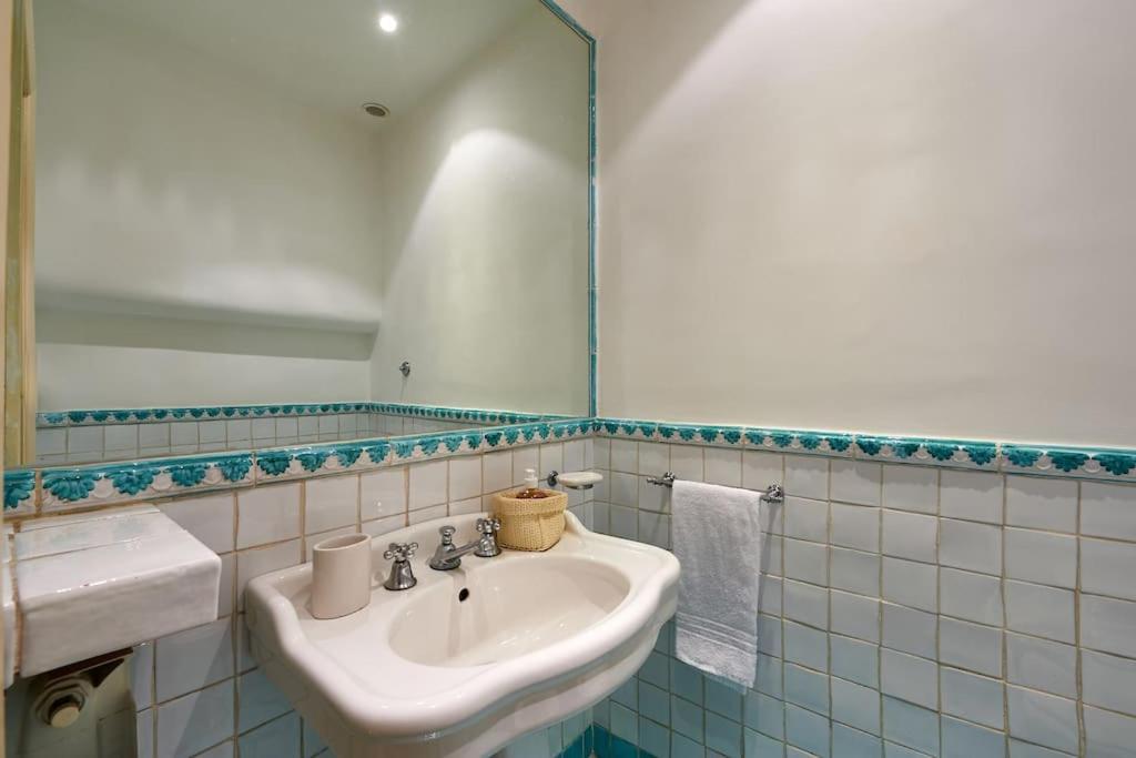 Irex - Cavour Private * Rome