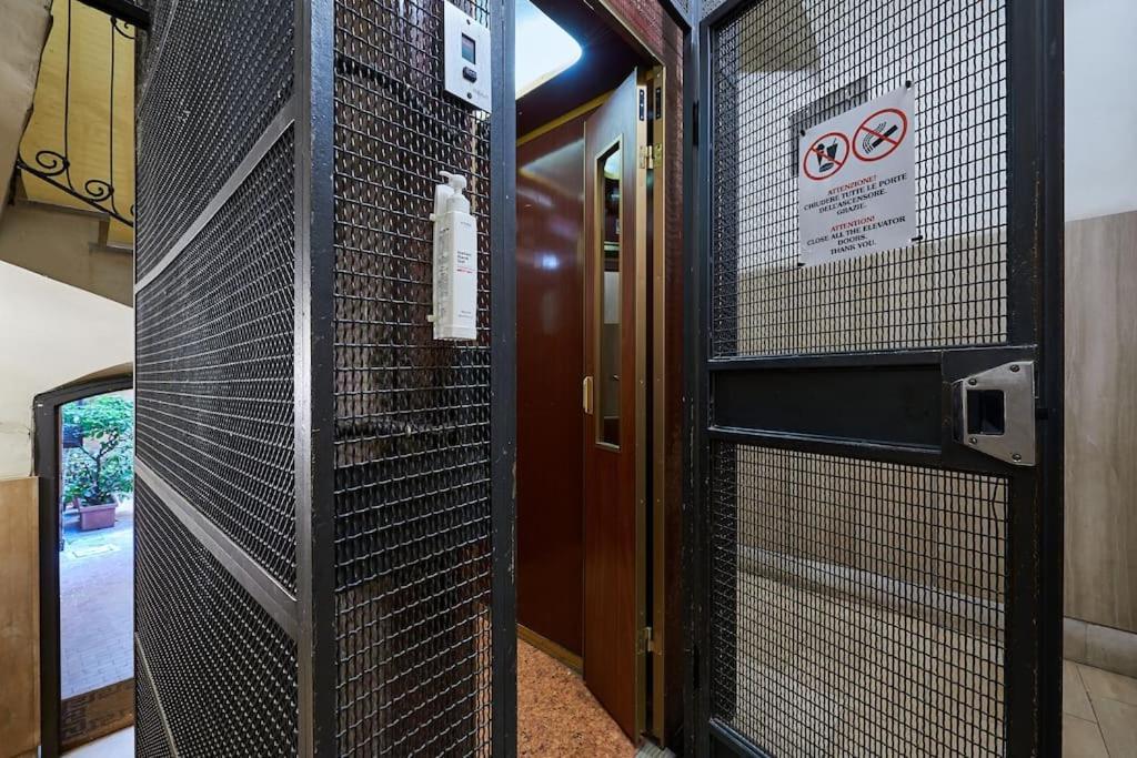 Irex - Cavour Private * Rome