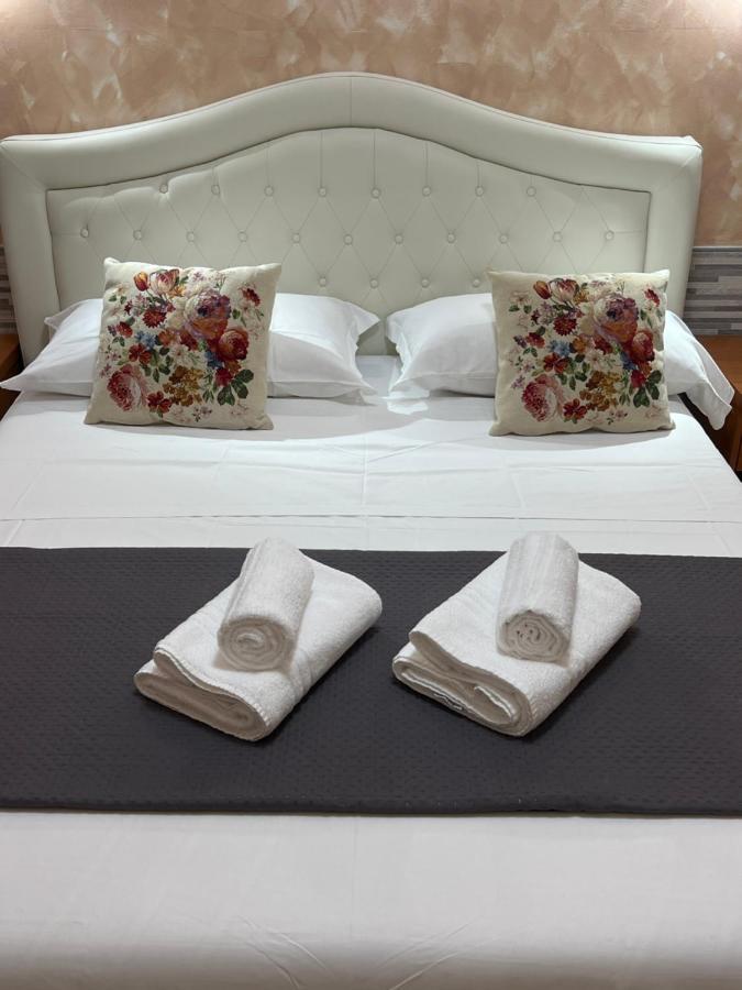 Relax On 2 - Rome