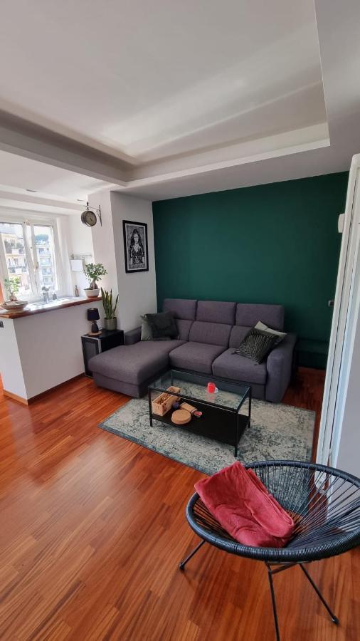 Apartment Piano - Intero A