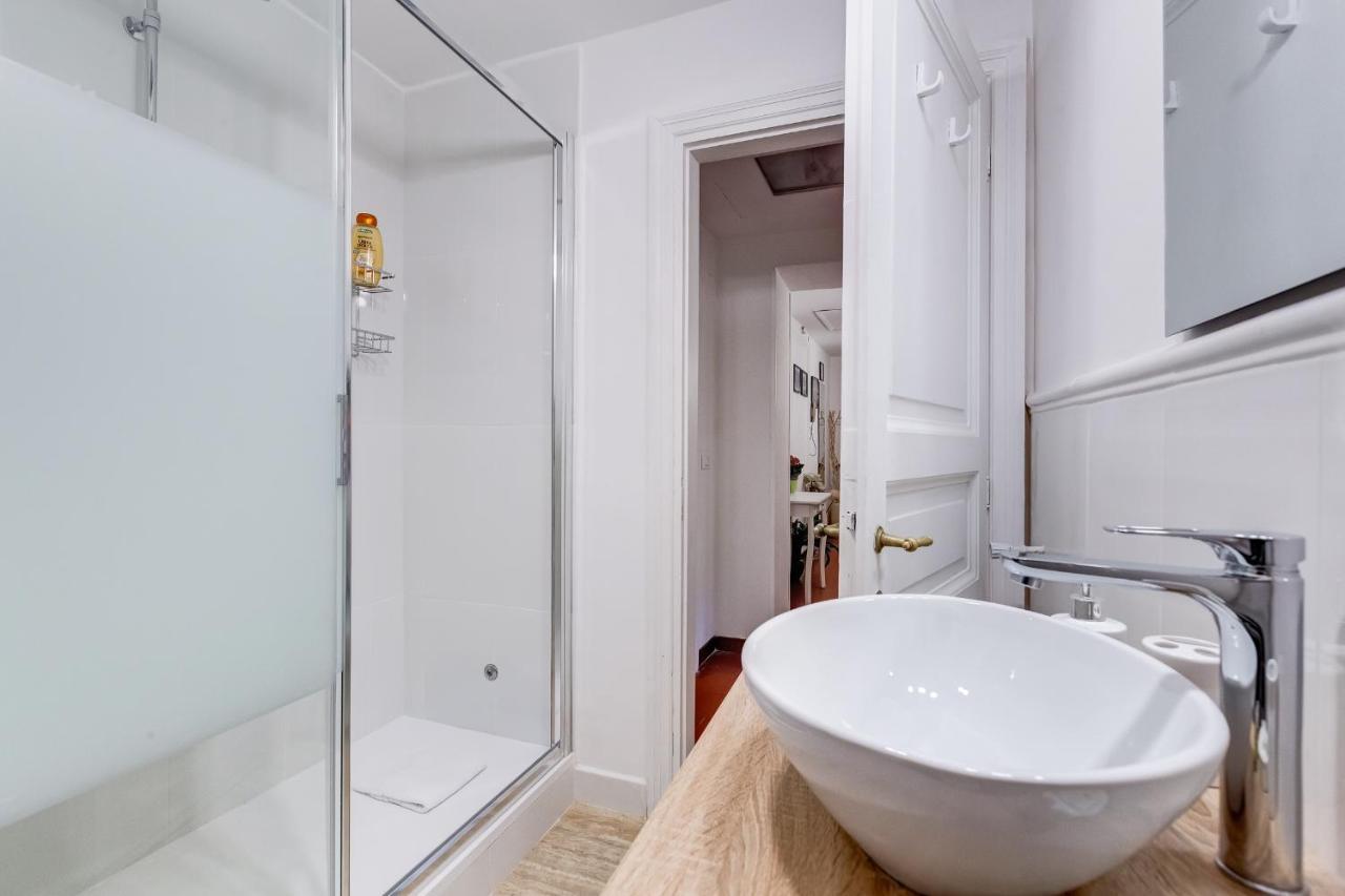Apartment Pigna Rome