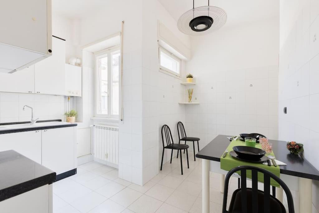 2 Vatican St Peter's Daniele Barone Apartment *