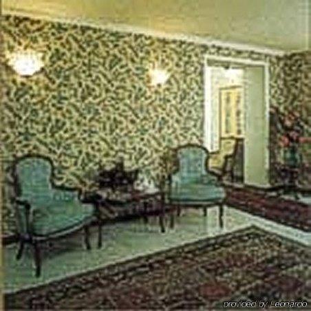 Hotel San Silvestro Rome