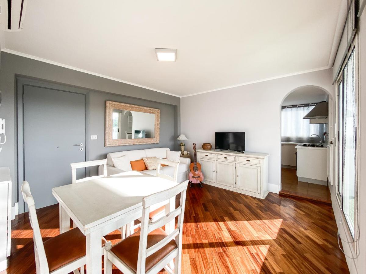Al 13 - La Terrazza Apartment *