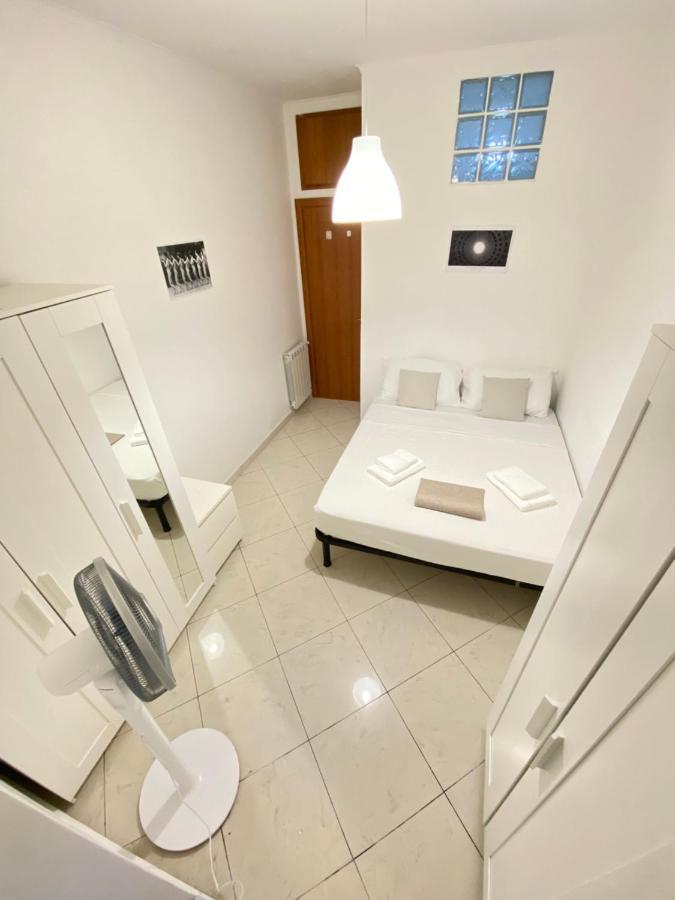 2 Steps From Old Town Guest house