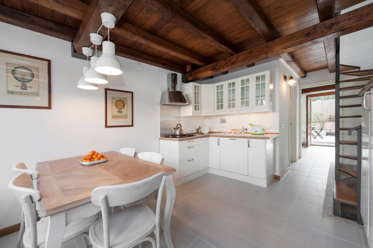 Charming Patio House In San Lorenzo * Roma
