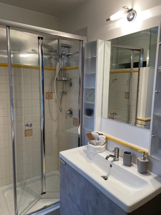 Apartamento In&out - Mostacciano, Eur
